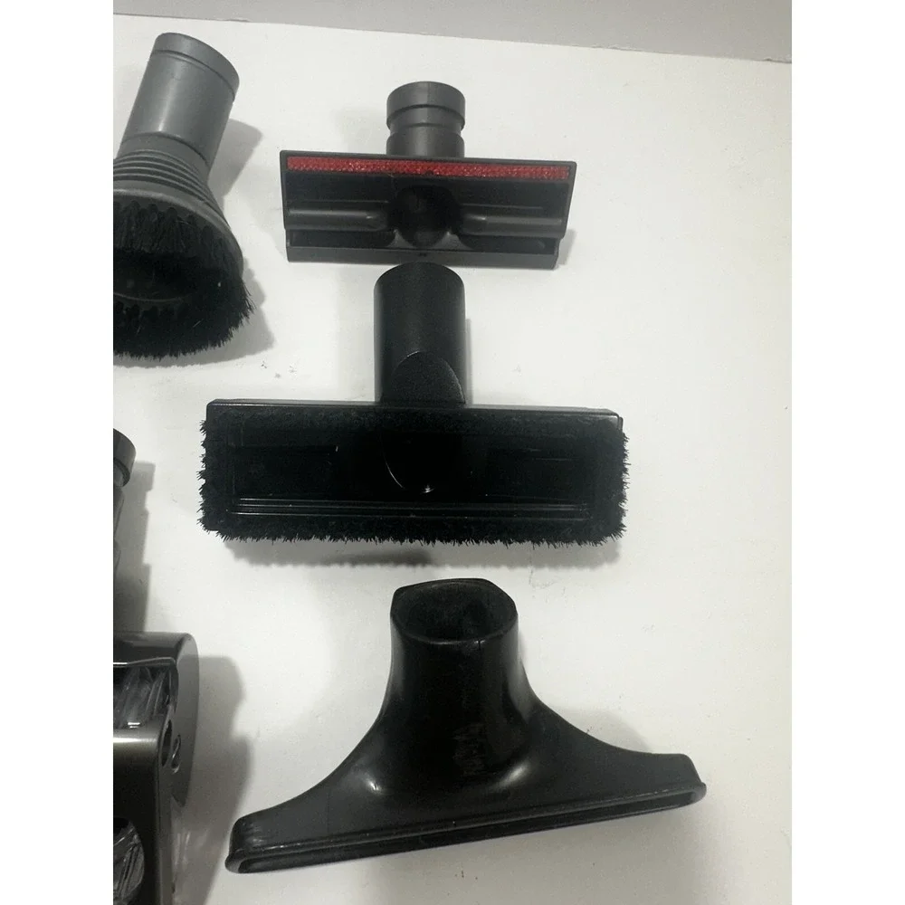 Dyson Genuine Tangle Free Turbine & Multi-Angle Brush Lot‎ of 7 Attachments